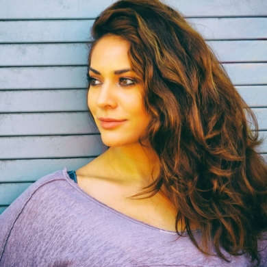 Interview With Persian Actress Golsa Sarabi @ AFM 2022