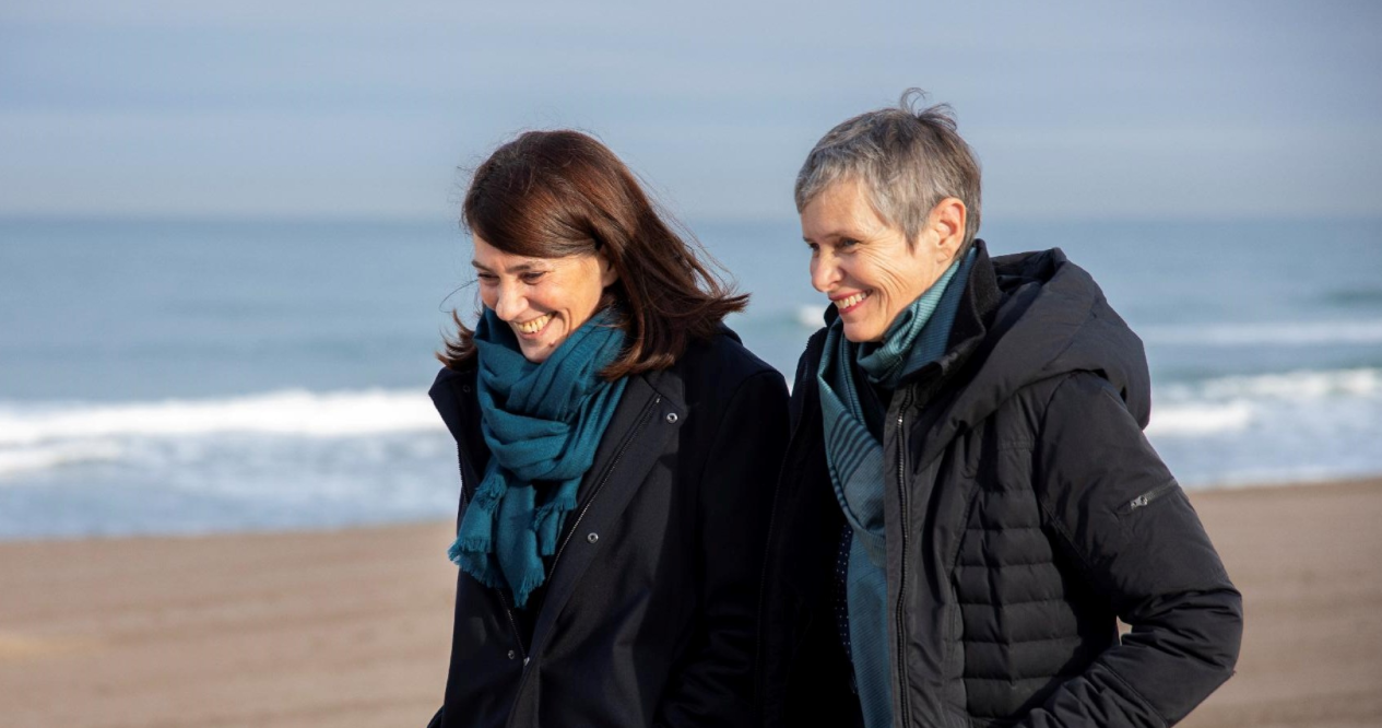 Fipadoc founders on the beach in Biarritz
